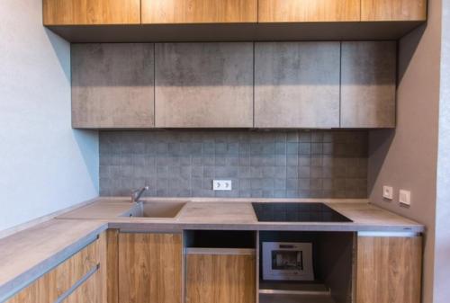 Интерьер квартиры в темной цветовой гамме. 08