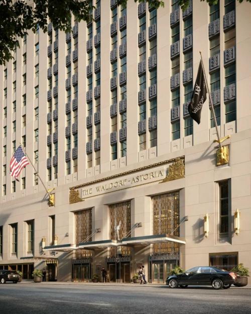 После восьмилетней реставрации и инвестиций в миллиарды долларов Waldorf Astoria снова принимает гостей. 07