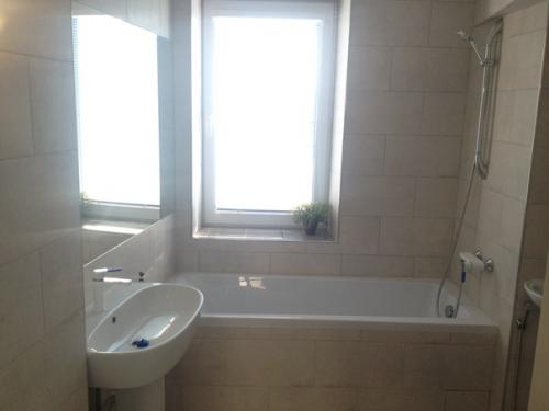 Закончили в прошлом году ремонт/реновацию в небольшом историческом частном доме которому более 200 лет. 02