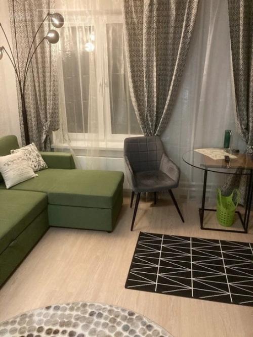 Шкаф - диван - окно. 02