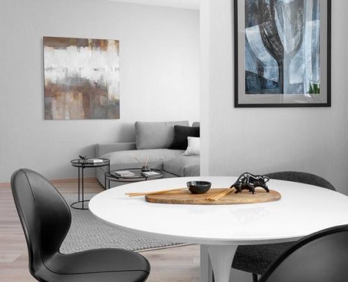 Интерьер квартиры в скандинавском стиле, но с некоторыми интересными деталями. 03