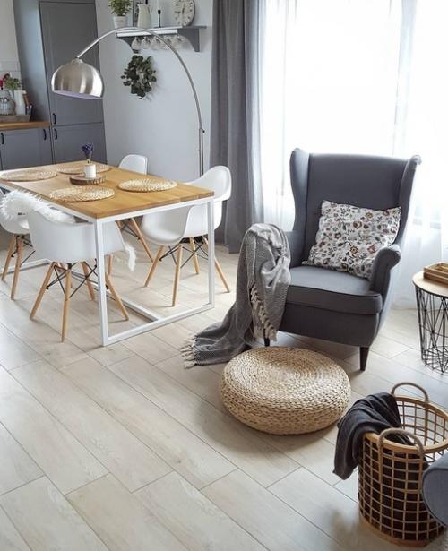 Вроде простенько, но действительно уютно, много света. 06