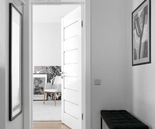 Интерьер квартиры в скандинавском стиле, но с некоторыми интересными деталями. 09