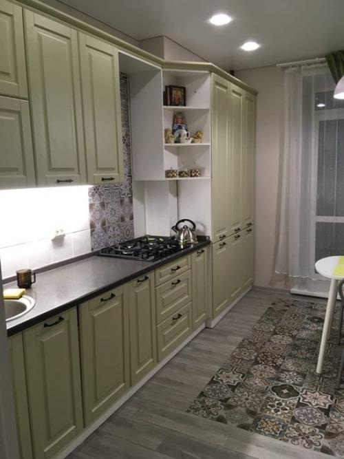 Не все же кухни должны быть белыми. 02