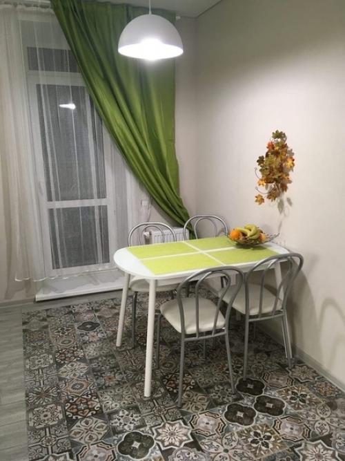 Не все же кухни должны быть белыми. 01