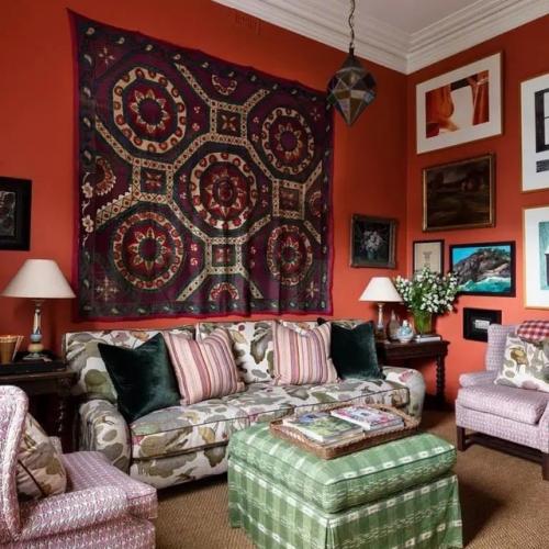 Терракотовый оттенок в интерьере: стильное решение для гостиной. 01