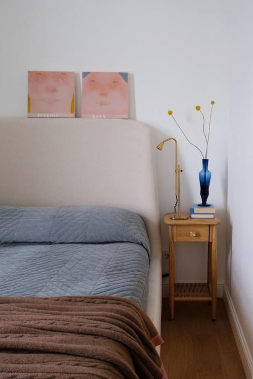 Искусство, яркие краски и винтаж: цветная квартира в Москве. 07