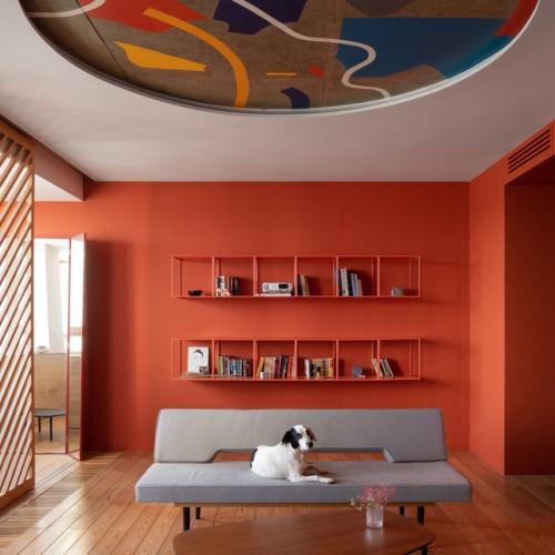 Терракотовый оттенок в интерьере: стильное решение для гостиной. 04