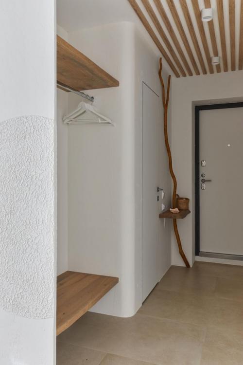 Квартира у моря в стиле ваби - саби: тишина, свет и природные акценты. 02