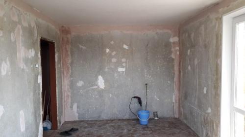 Нужен совет: поклеил обои, а теперь вот, что вышло. 02