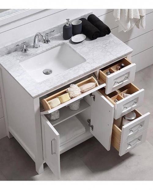 В многоэтажных домах всегда санузлы небольшие. 05