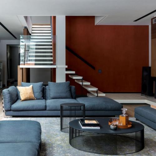 Терракотовый оттенок в интерьере: стильное решение для гостиной. 08