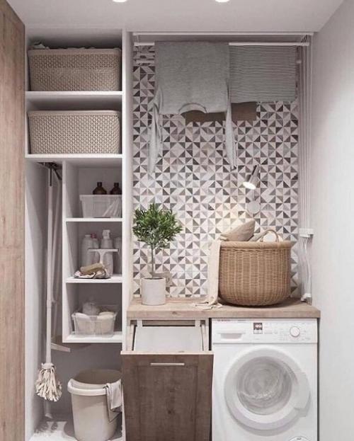 В многоэтажных домах всегда санузлы небольшие. 02