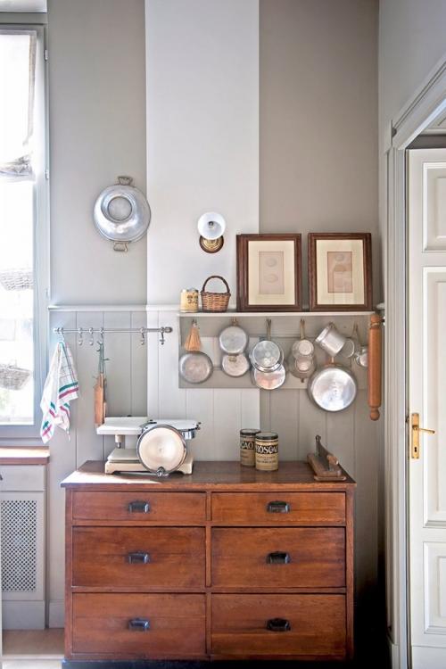 Эта квартира в Милане - тонкий пример того, как личный вкус формирует атмосферу дома. 07