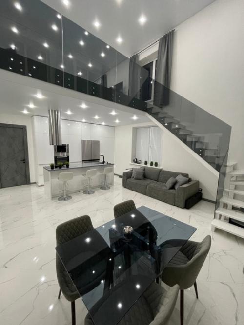 Только посмотрите на этот шедевр!