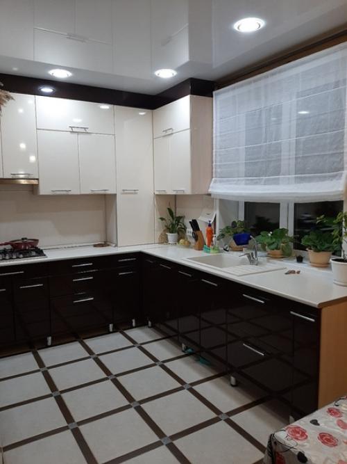 Моя кухня совета насчет стола прошу.